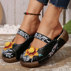 2026 New Summer Women's Floral Embroidered Flat Sandals