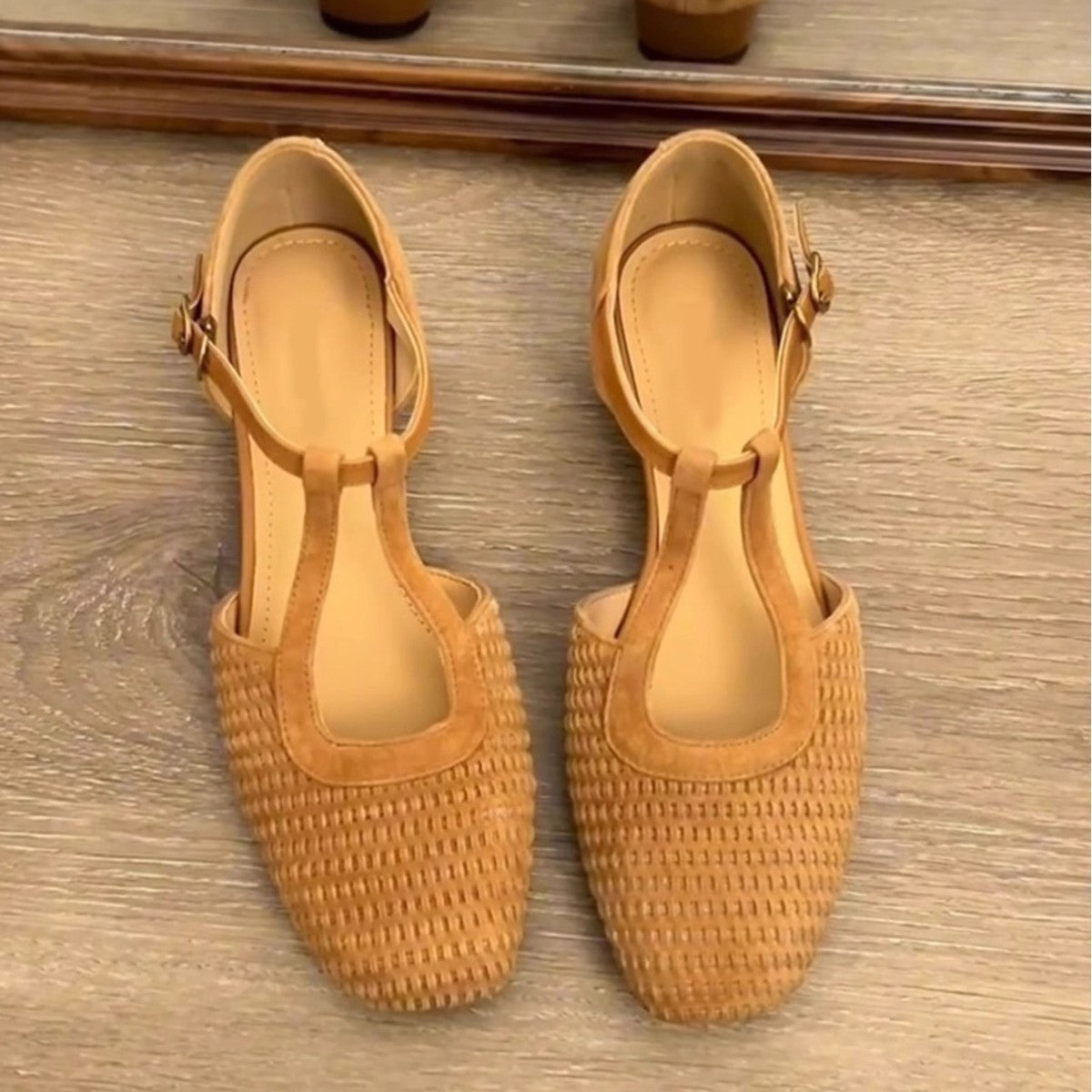 Fall Women's Vintage Production Sandals